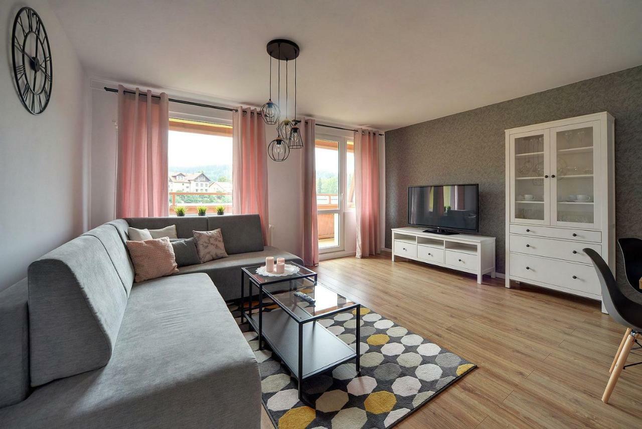 Apartment Apart-invest Pastelowy *